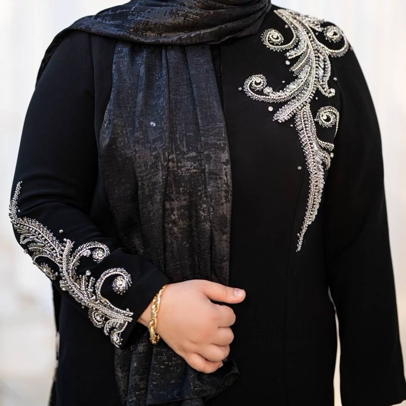 مانتوزنانه مازراتی مجلسی